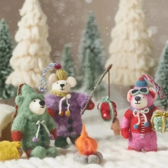 NWT Anthropologie Felt Fishing  Bear  Christmas Ornament - Picture 2 of 3